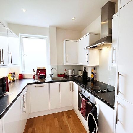 Bedroom 2, Queens Road London Ngoại thất bức ảnh